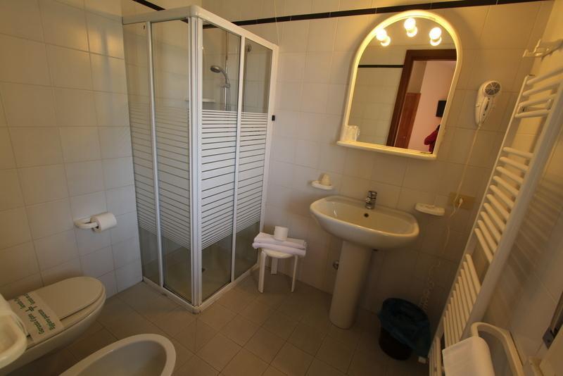 Hotel Montecarlo Camaiore Ruang foto